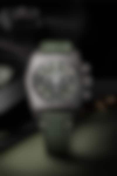CHRONOMASTER旗舰系列Safari复刻版腕表图片