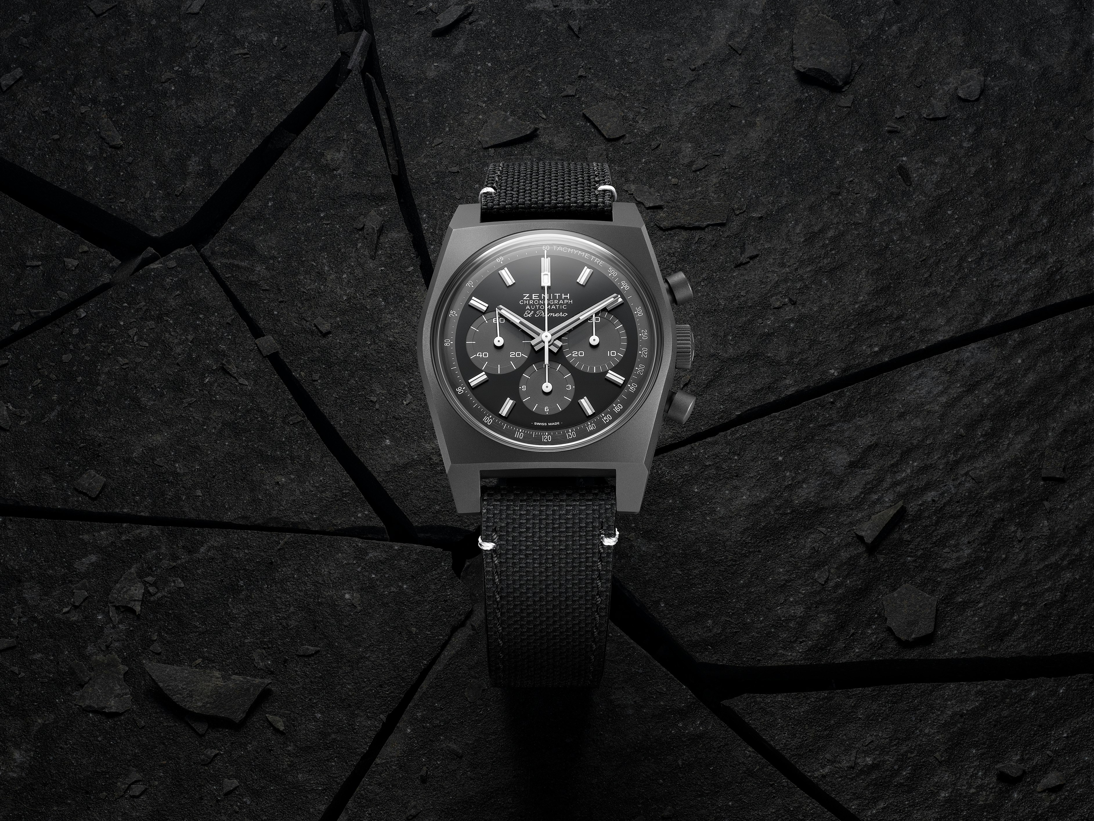 CHRONOMASTER REVIVAL SHADOW